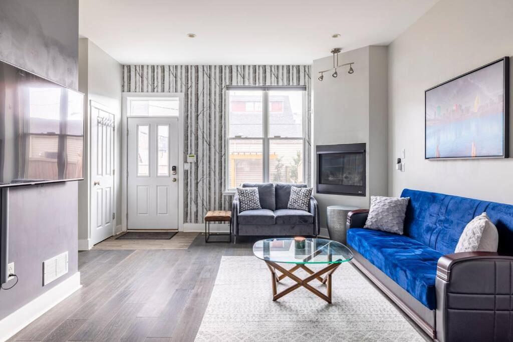 4 Bedroom 3 Bath Sleeps 10 Pet Friendly Private Backyard, 2 Car Garage, City Views, Close To All Stadiums And Casino Pittsburgh Exteriér fotografie