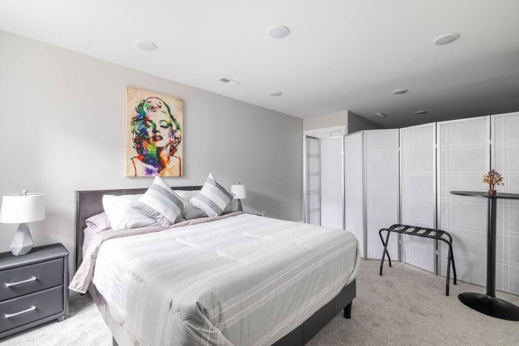 4 Bedroom 3 Bath Sleeps 10 Pet Friendly Private Backyard, 2 Car Garage, City Views, Close To All Stadiums And Casino Pittsburgh Exteriér fotografie