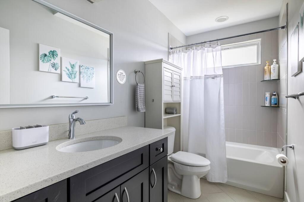 4 Bedroom 3 Bath Sleeps 10 Pet Friendly Private Backyard, 2 Car Garage, City Views, Close To All Stadiums And Casino Pittsburgh Exteriér fotografie