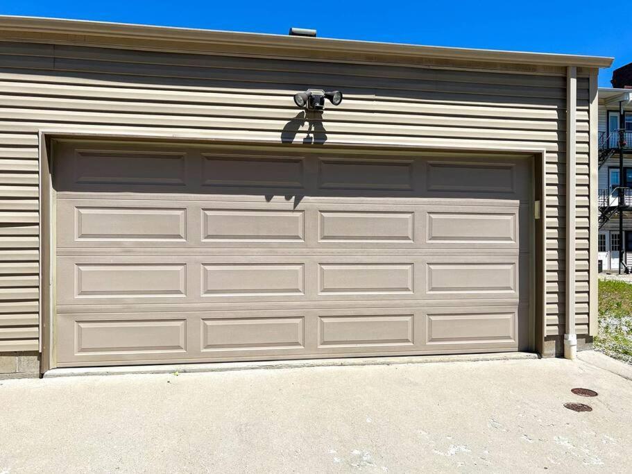 4 Bedroom 3 Bath Sleeps 10 Pet Friendly Private Backyard, 2 Car Garage, City Views, Close To All Stadiums And Casino Pittsburgh Exteriér fotografie