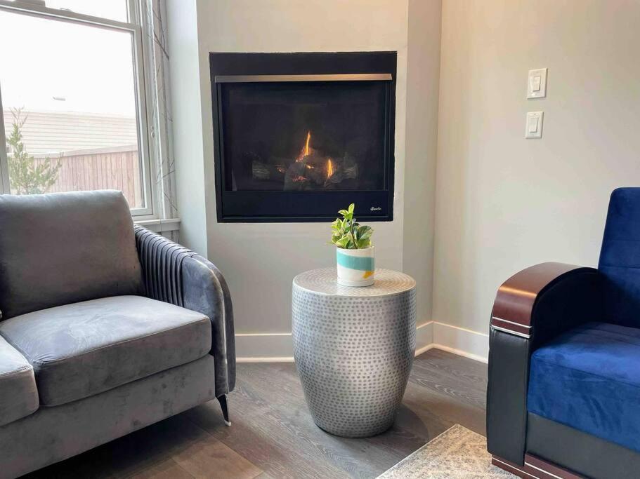 4 Bedroom 3 Bath Sleeps 10 Pet Friendly Private Backyard, 2 Car Garage, City Views, Close To All Stadiums And Casino Pittsburgh Exteriér fotografie